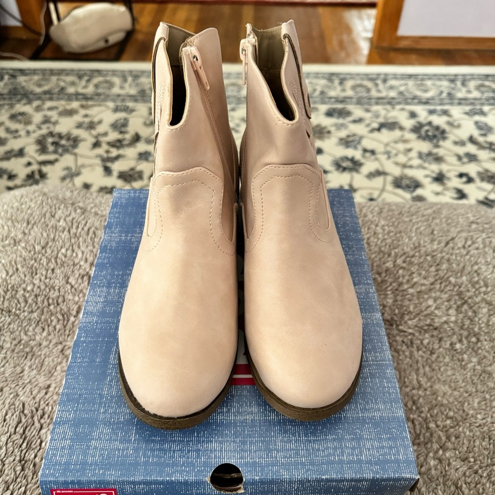 New Pop Girls Kid Sutton Blush Pink Boots size 5 - Picture 4 of 8